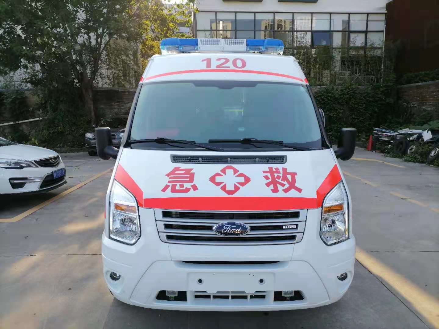 忻城县妇婴监护型护送